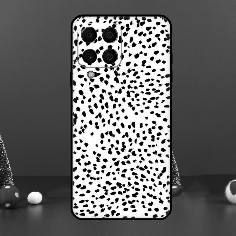 

Black and White Dalmatian Cow Zebra For Samsung Galaxy M33 M13 M35 M53 M11 M21 M31 M55 M15 M14 M34 M54 M12 M32 M52 M06 M16 Case Samsung M53