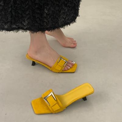 Sommermode Square Toe Slipper Damen Schnallenriemen Niedrige Absätze Strandsandalen Pantoletten Partyschuhe Zapatos De Mujer