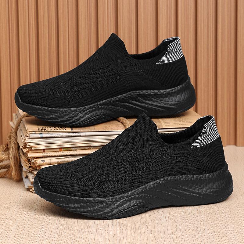 Spring breathable men's shoes deodorant black mesh shoes fly-woven mesh sports running shoes casual soft-soled shoes