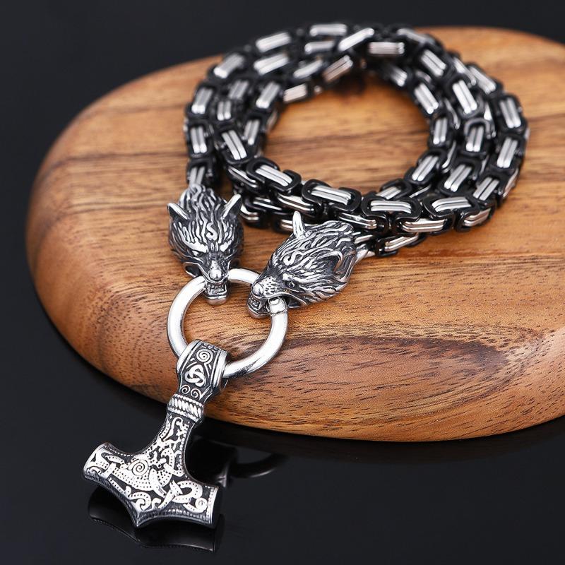 Nordic Viking Mythology Thor Hammer Pendant Necklace Room Black Emperor Chain Wolf Head Necklace Men's Stainless Steel Jewelry Necklace Gift