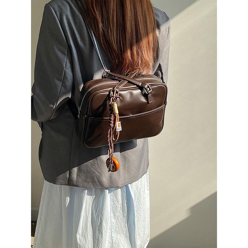 IELGY Retro Large-Capacity Briefcase Fashion One-Shoulder Portable