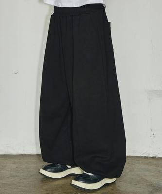 SCALLYWAG Basic Wide Fit Jogger Sweatpants [Black]
