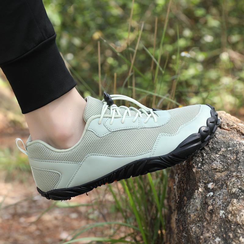 Breathable Mesh Hiking Shoes Men Women Barefoot Outdoor Sneakers Anti-slip Trekking Camping Sports Shoes Elastic Walking Shoes