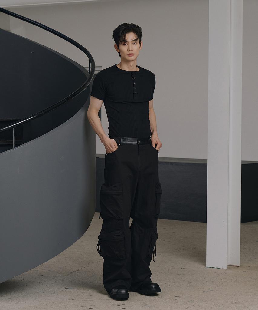Lolangseoul Signature Leather Cargo Pants(Black)