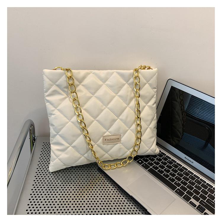 Herbst 2025 Trendige Diamant-Rauten-Stickerei Kette Schultertasche