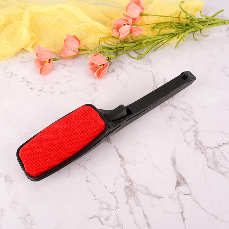 Rotating Lint Dust Brush Hair Remover Cloth Clean Brush Fabric Remover Tools