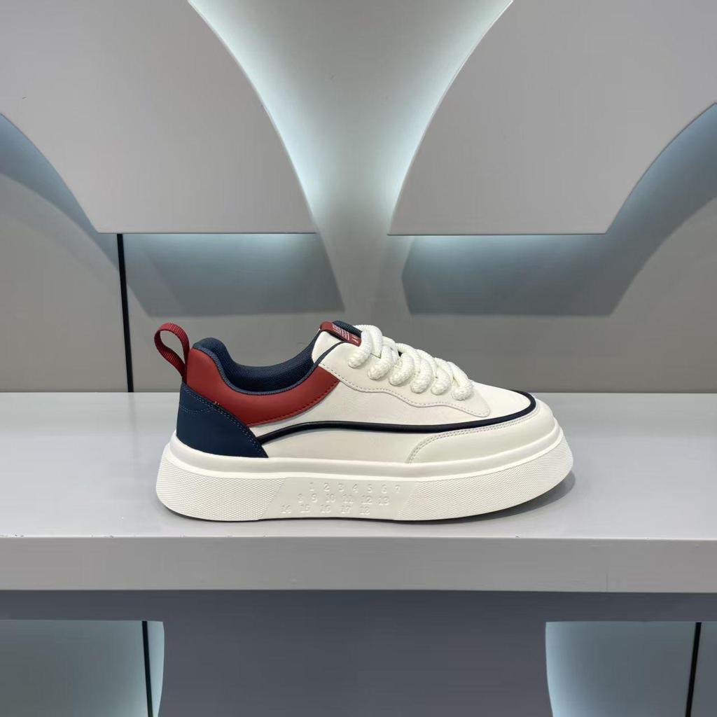 Summer 2025 Men's Breathable Sneakers, Versatile White Casual Sports Shoes with Thick Soles