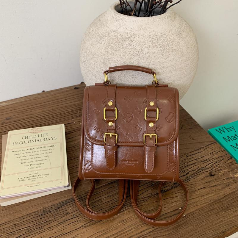 Backpack Women's Fashion Niche Design Portable Korean Version Casual School Bag Street Trend Student Lightweight Travel Backpack