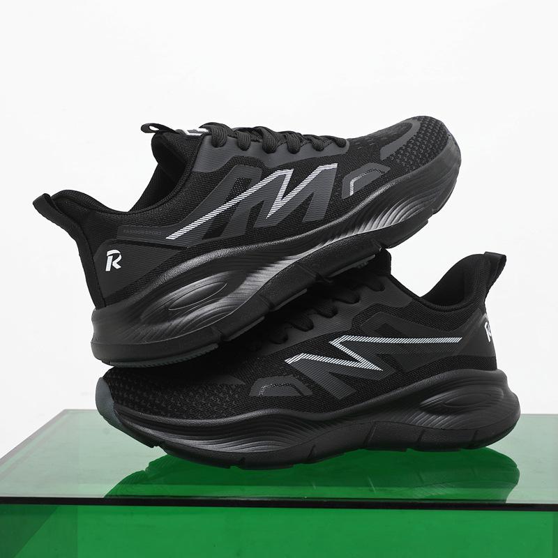 Men's shoes spring and summer new mesh breathable lightweight soft-soled casual shoes thick-soled non-slip versatile black running sneakers