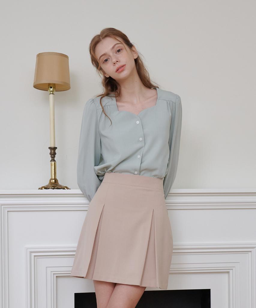 BIBYSEOB Shirred Heart Neck Blouse Mint [T41]