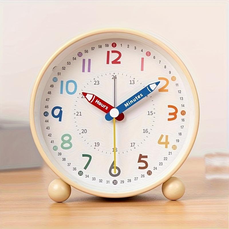 

11,43 см Бесшумный обучающий будильник с цветными цифрами, стрелками, большим дисплеем, работает от батареек, батарейка АА в комплект не входит, настенные часы