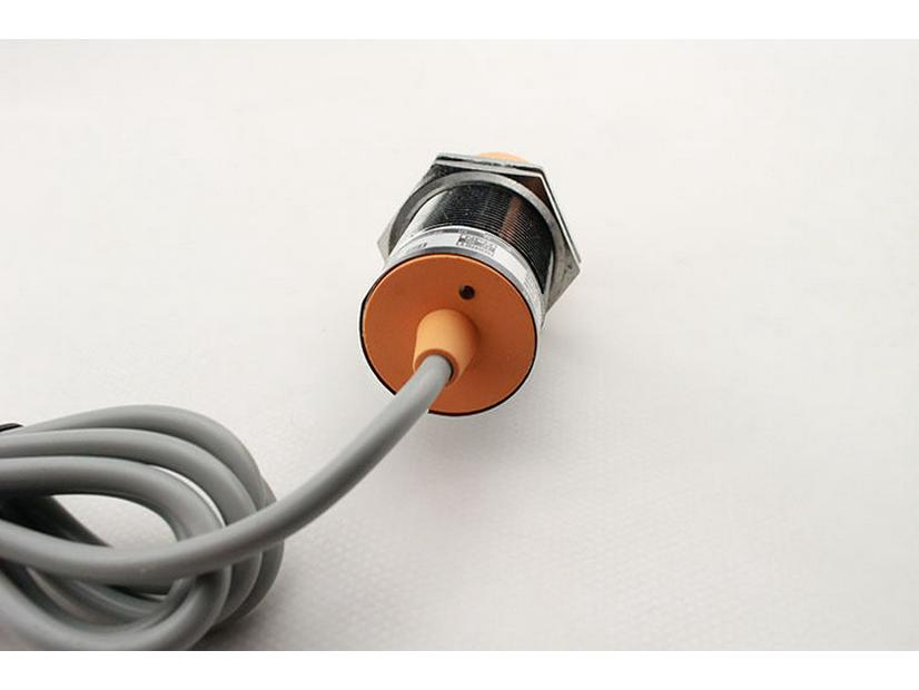 Huguang J30M-D15 Inductive Metal Proximity Limit Sensor