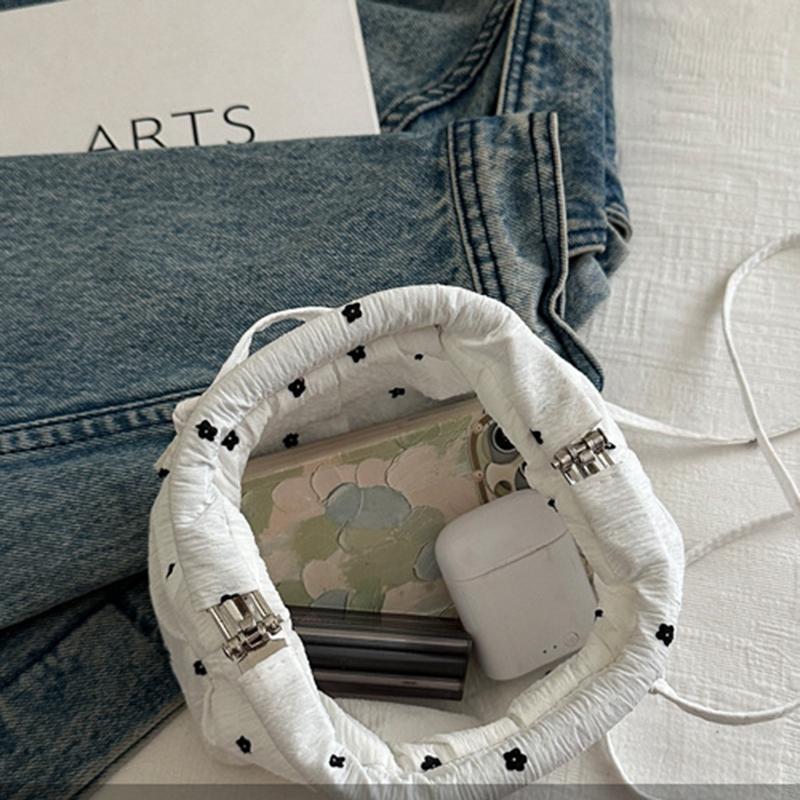 Women Vibrant Floral Small Shoulder Bag Summer Minimalist Pleated Shell Crossbody Bag for Daily Commute & Casual Outings AVE