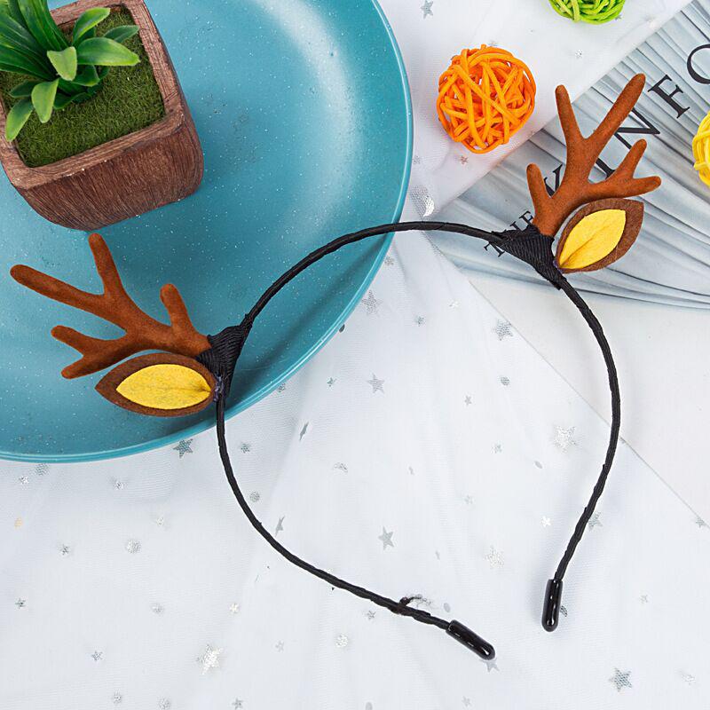 Forest Girl Christmas Antler & Berry Headband - Festive Elk Headdress for Performances