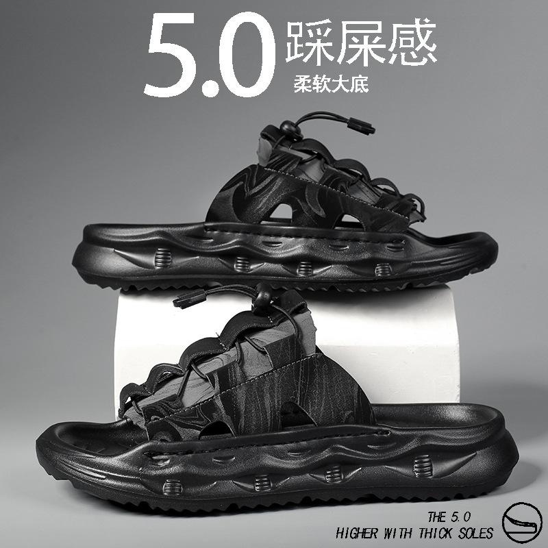 

Slippers men s new 2025 summer sports and leisure students wear light to step on shit men s beach wading sandals 44 чорний