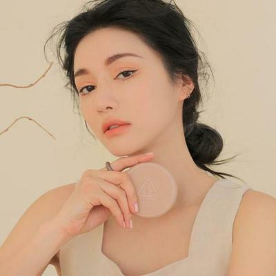 Make-up na tvár – Korektory a tónovacie krémy