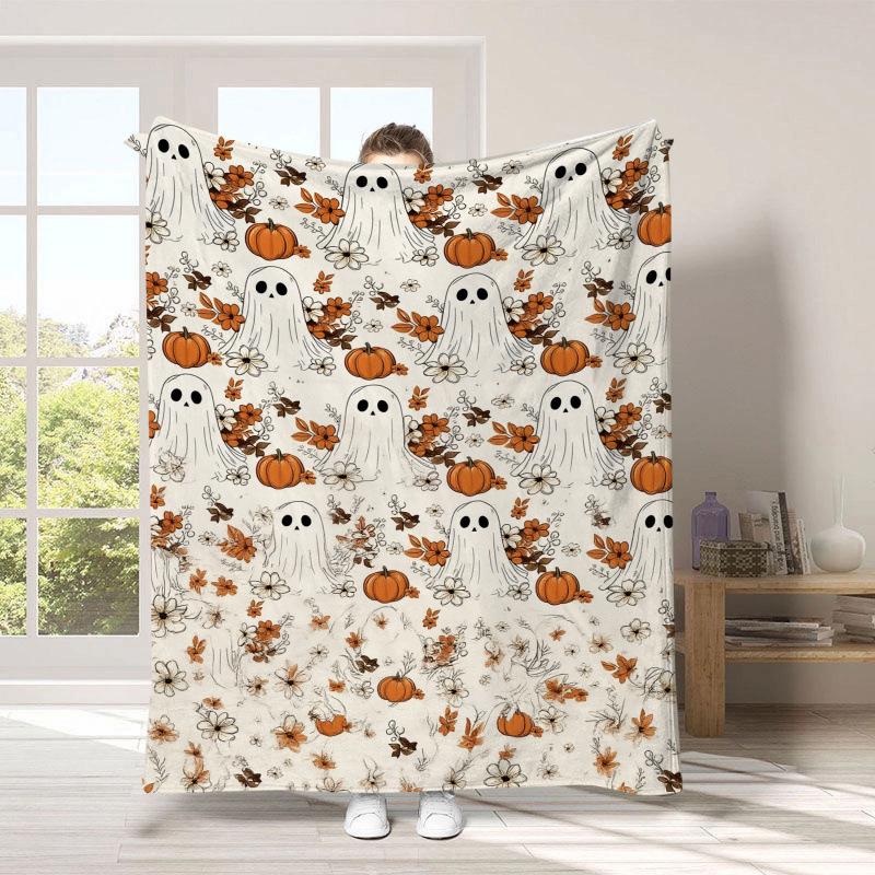 Warm Halloween Flannel Blanket - Cartoon Ghost & Pumpkin Design