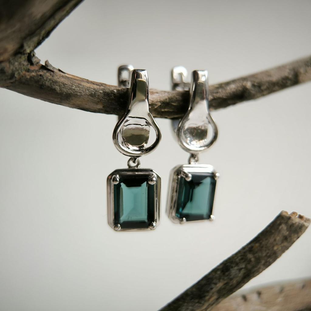 Серебряные серьги с топазом Лондон Блю 3.792ct (2188766)