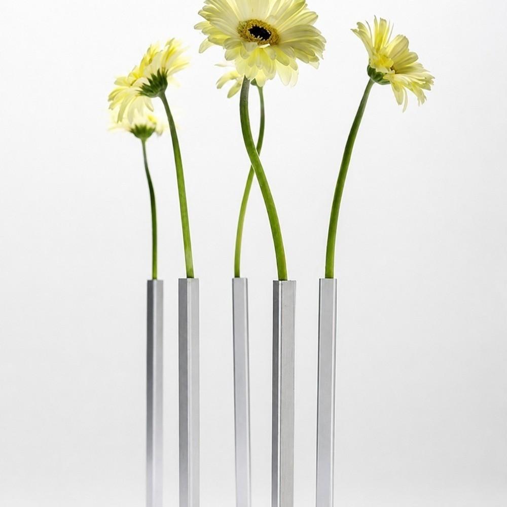 Schreibtisch-Dekoration Magnetische Tischvase Moderner Blumenhalter Neue Blumenvase Hochzeitstisch-Dekoration