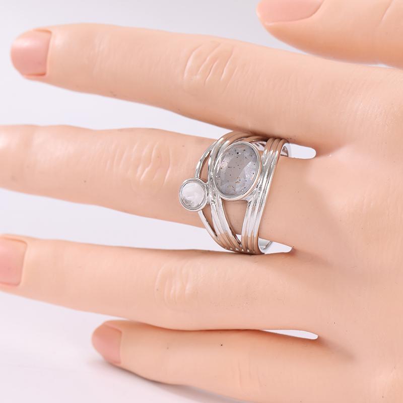 Vintage Inlaid Grey Stone Women's Ring Ethnic CopperColor Geometry Daily Wear Party Jewelry Anniversary Gift
