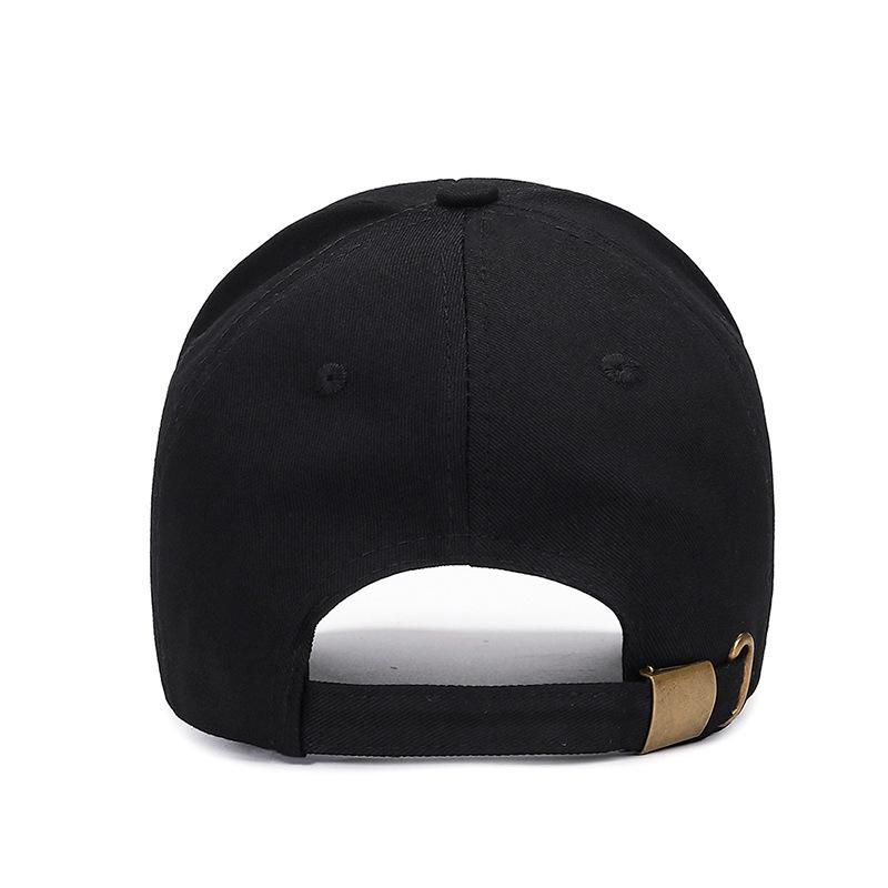 Simple and Casual Baseball Caps for Men and Women, All-season Light Plate Sun Caps for Couples, and Curved Brim Baseball Caps