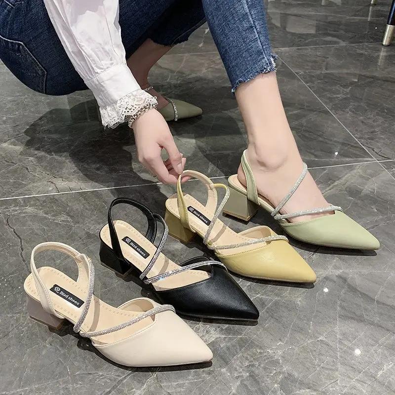 

Обувь Trend Mirror Роскошные сандалии Женские вечерние сандалии Женские дизайнерские туфли на блочном каблуке Элегантные удобные массивные летние новые горячие продажи