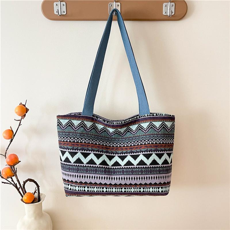 

Новая летняя женская сумка в национальном стиле, модная контрастная цветная женская сумка большой емкости, сумка через плечо, женская сумка-тоут