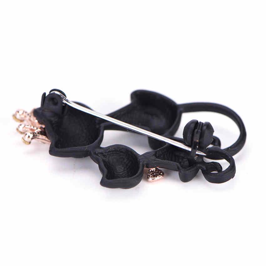 Black Cats Brooches Crown Queen Corsages Hijab Pin Women Hats Scarf Suit Brooch Clothes Buckles