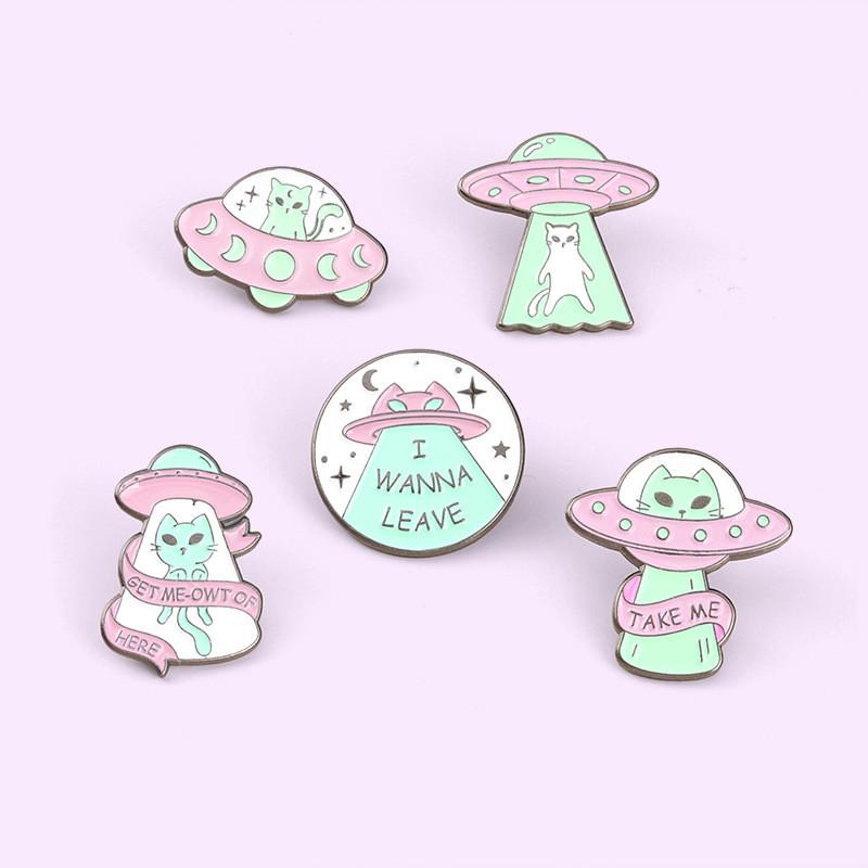 Eyecatching Geometric Alien Ufo Alloy Brooch Stylish Pin For All Occasions