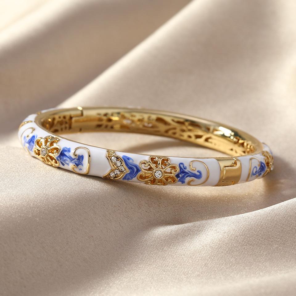 Enamel Blue and White Porcelain Women s Hollow Opening Chinese Style Light Luxury Bracelet One Size(16-22CM)