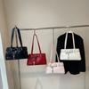Retro Niche Locomotive Bag Women's New Trend Fashion Armpit Bag Large Capacity Portable Commuter Bag
