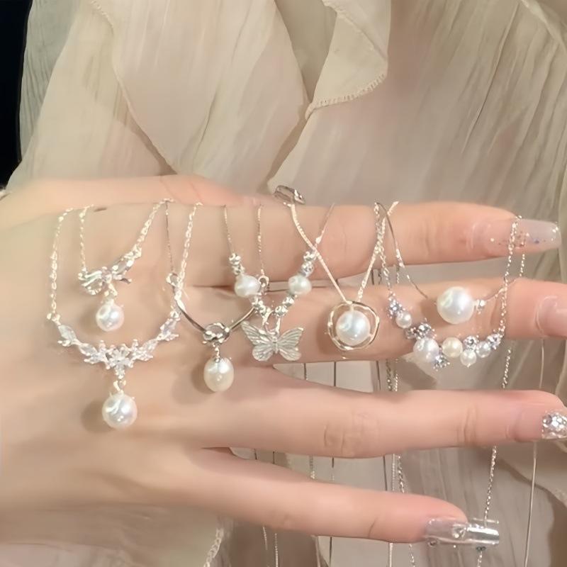S925 Sterling Silver Pearl Necklace - Non-Fading High-End Clavicle Chain, Light Luxury Versatile Pendant for Women, New Summer Collection.