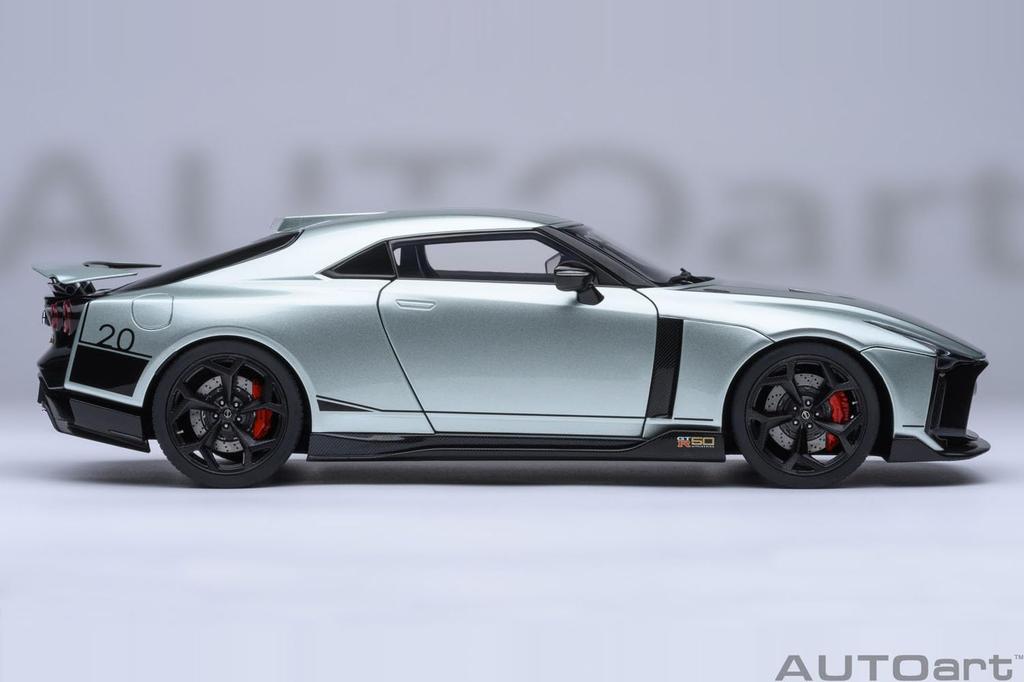 AUTOart Scale Nissan by ITALDESIGN Finished Model 77512 1/18 GT-R50 (Metallic Green/Black)