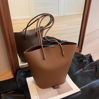 Retro Fashion Large-capacity Bag Women's 2025 New Autumn and Winter Commuter Tote Bag Niche Casual Versatile Shoulder Bag