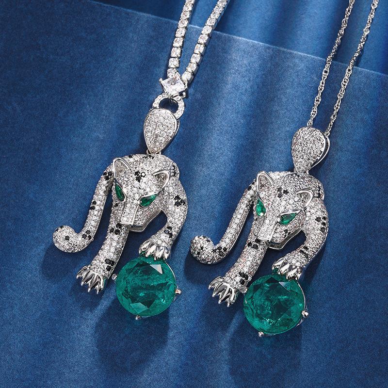 Autumn And Winter Jewelry Retro Simulation Emerald Leopard Luxury Inlay Main Stone 16Mm