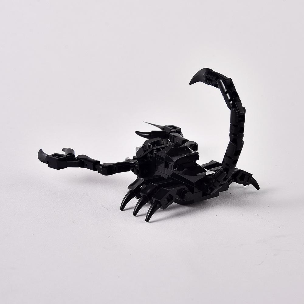 Desert Black Scorpion Building Block Reptile Model Puzzle Assembled Toy Compatible Small Particles