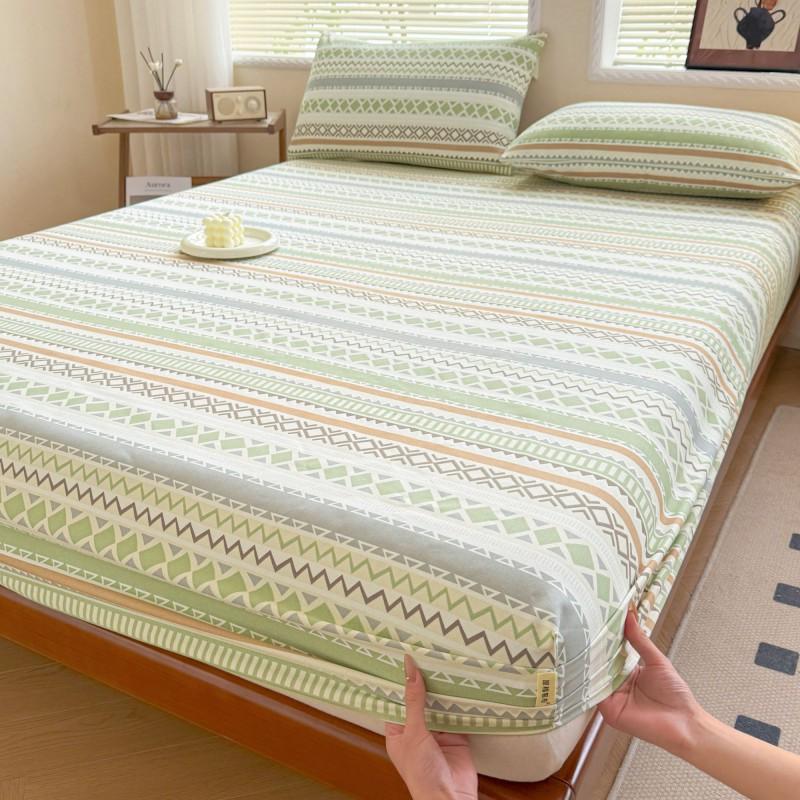 Thickened Cotton Bed Skirt Single Piece Dorm Student Mattress Protector All Season Use