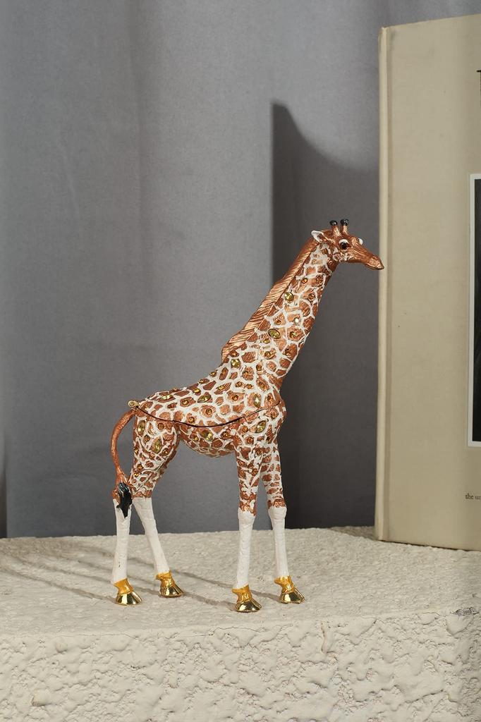 FJ FENGZHIJIE Giraffe Home Decor Trinket Jewelry with Animal Trinket Elegant Home Decor Unique Gift for Animal Lovers Figurine, Accent, Box, Box,