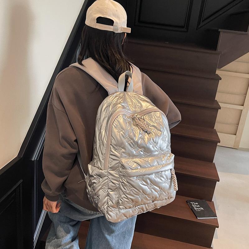 Large-capacity Cotton Clothes, Bags, Women's and Men's New Backpacks, Fashionable Students, Versatile School Bags, and Travel Backpacks.