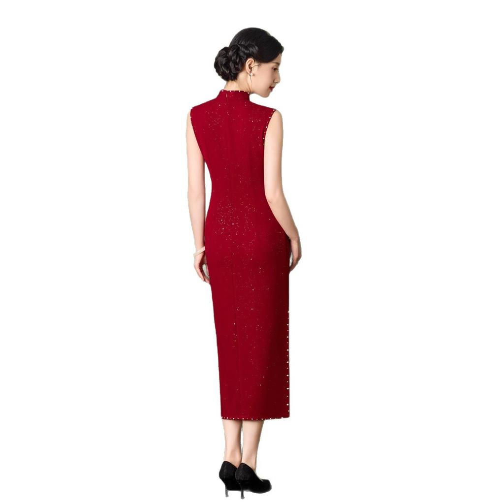 New Chinese sleeveless engagement cheongsam young high-end 1011 autumn new wedding banquet bridal toast wedding red