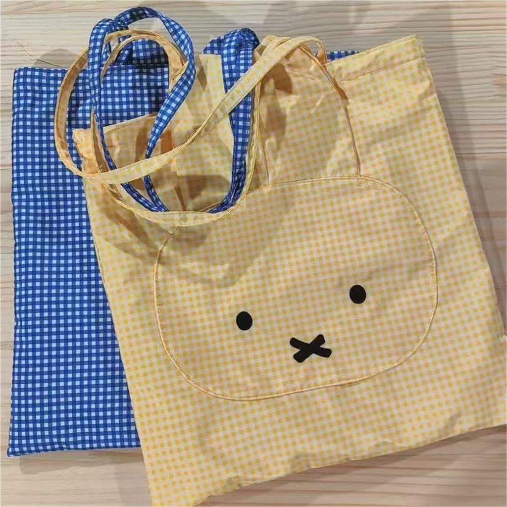 Tote bag with coin purse and pocket, zippered shopping bag, shoulder bag, crossbody bag, large capacity, stylish, popular character goods, perfect