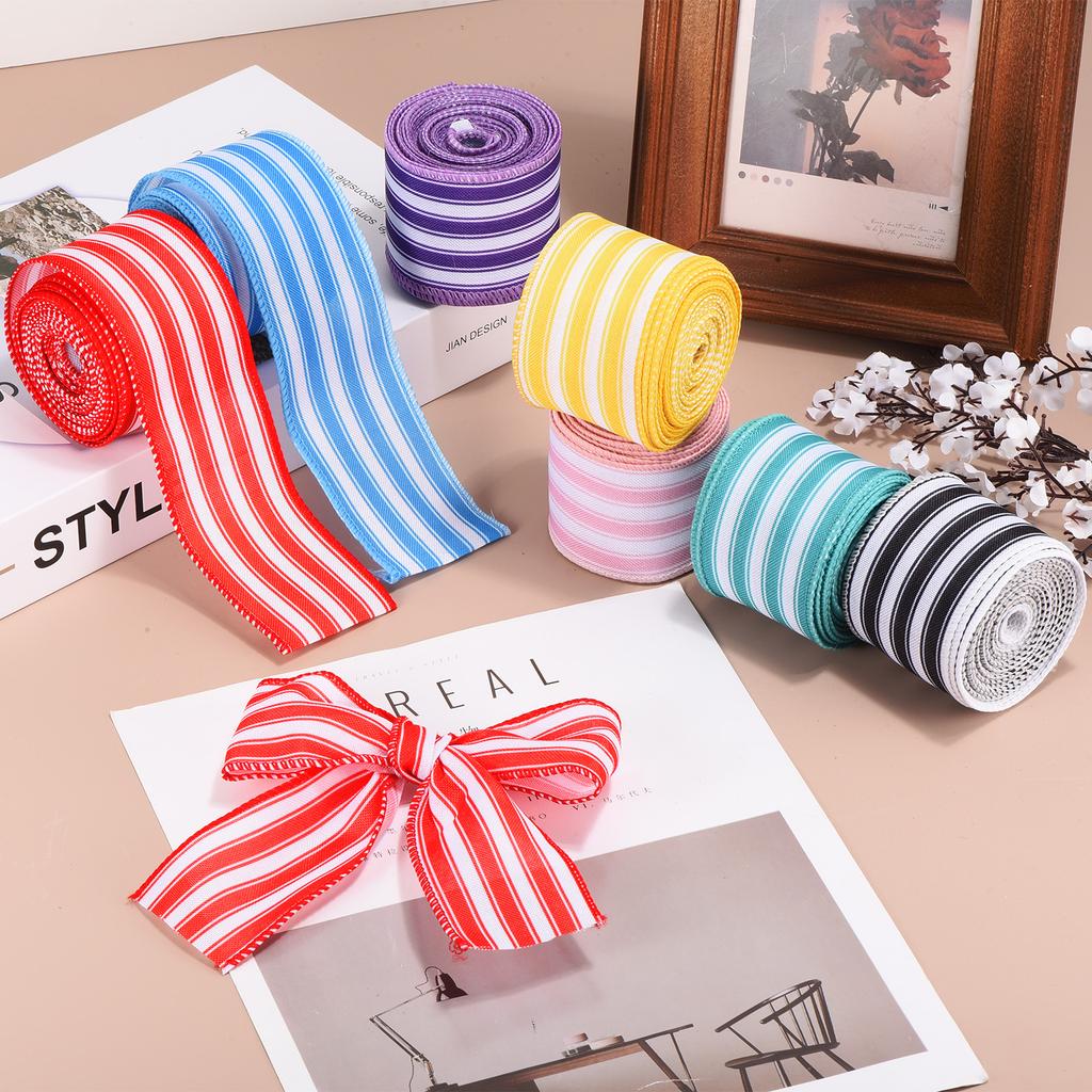 Proužkovaná stuha s drátkem Dárkové balení Lněná stuha Saténová pro Vánoční řemesla Narozeniny Svatba Festival Věnec 12 yardů x 2"