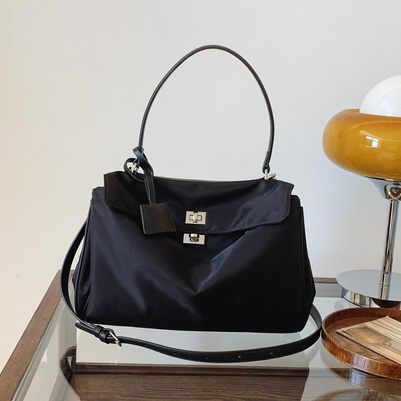 New Women s Bag with Large Capacity Commuting Tote Bag, Hand Armpit Bag, Casual Commuting Nylon Oxford Platinum Bag large чёрный