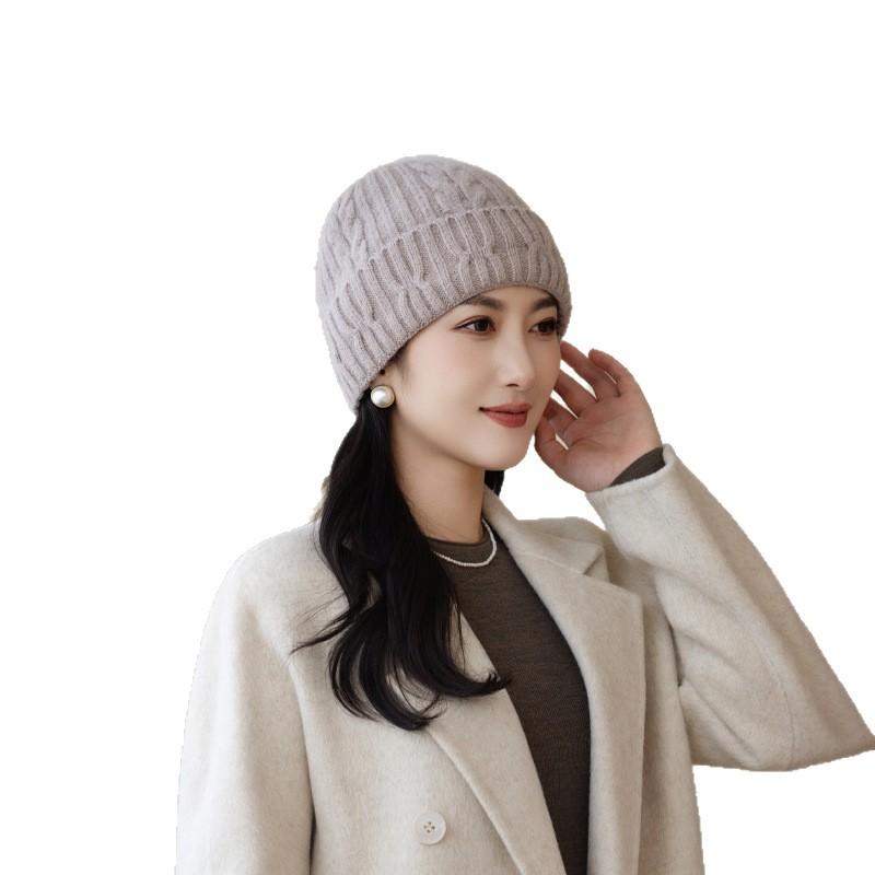 Autumn And Winter Hats, Women'S Velvet Ear Protectors, Warm Versatile Wool Hats, Temperament Mother Hats, Fashionable Knitted Hats