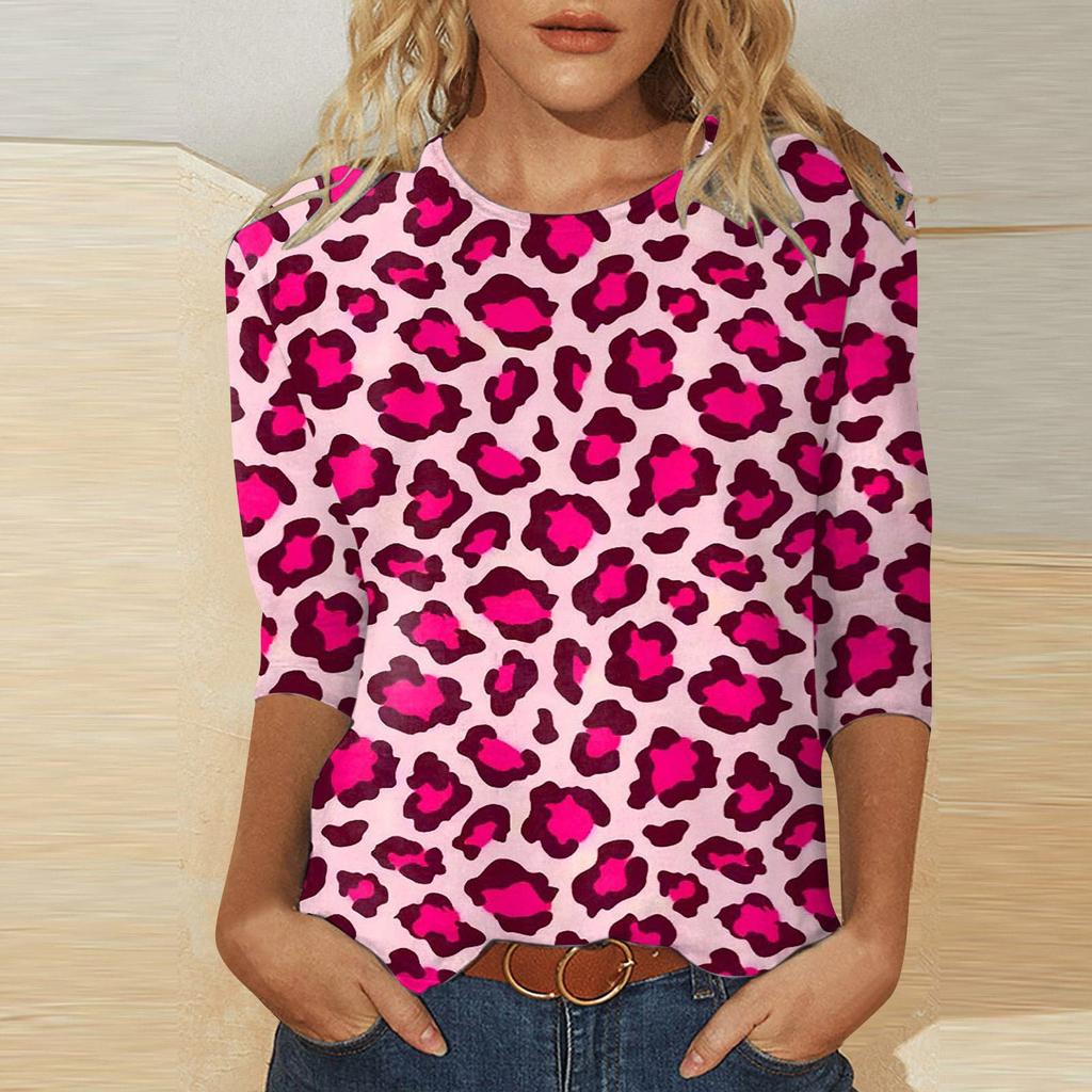 Women's Fashion Casual Three Quarter Sleeve Valentine's Day Printed Round Neck Pullover Top Blouse