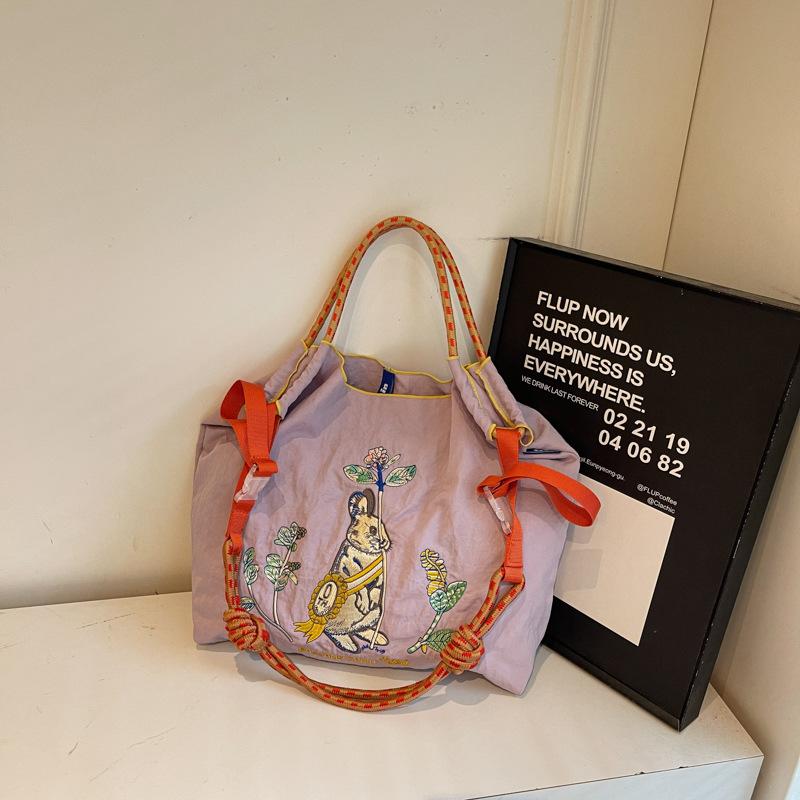 Handbag Women's 2025 New Crossbody Casual Niche Design Commuter Underarm Bag Women's Shoulder Large Capacity Tote Bag