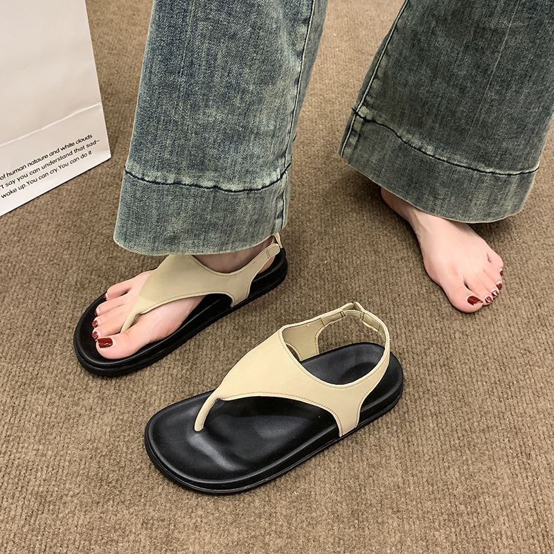 Fashion versatile herringbone sandals student soft-soled sandals women's summer pinch feet flat-soled sandals women's summer
