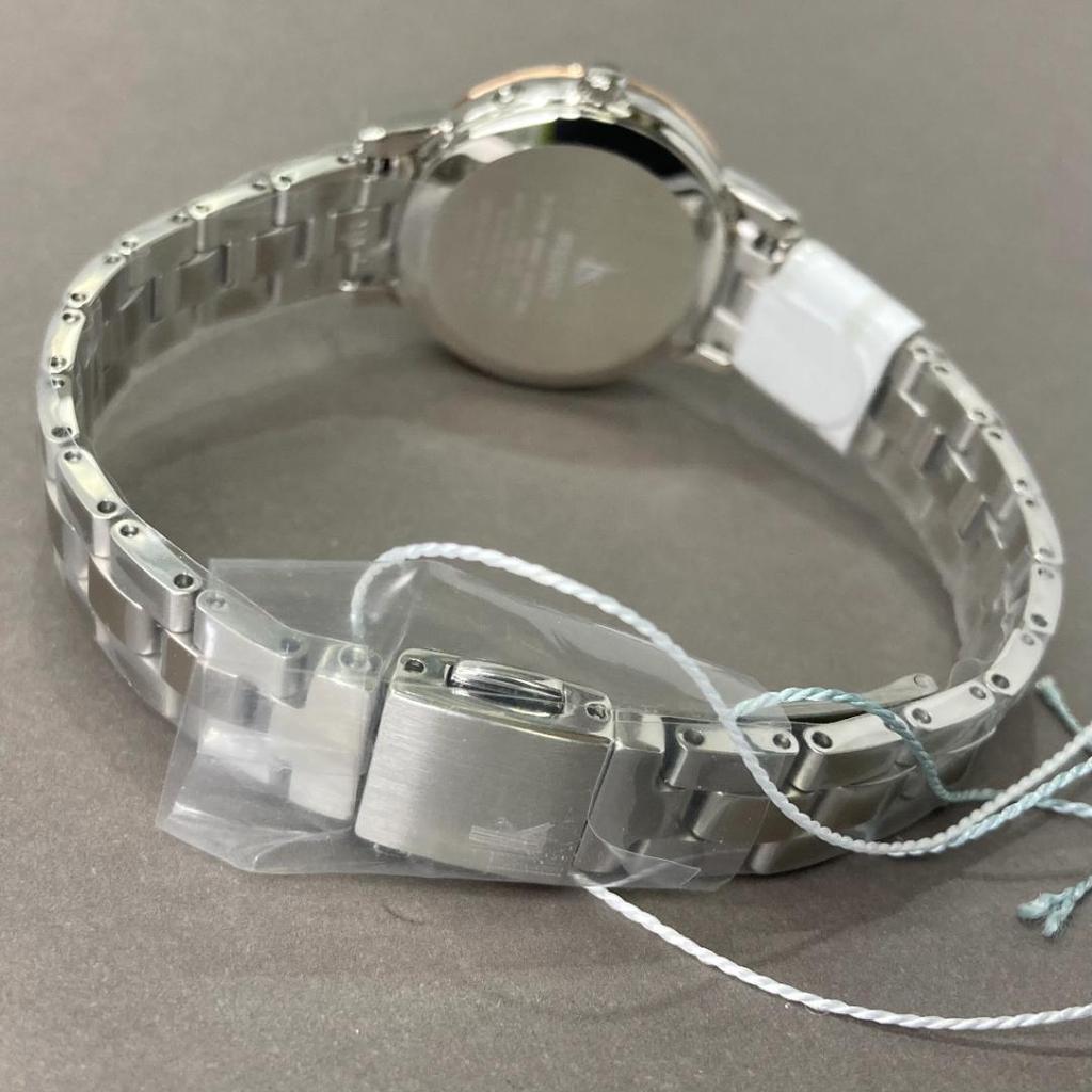 [USED] Seiko Lukia Women's Solar Radio-Controlled Watch SSVV074