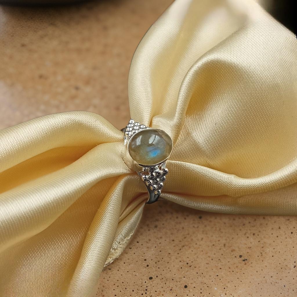 

Кольцо с лабрадором, кольцо ручной работы, кольцо овальной формы, кольцо из стерлингового серебра 925 пробы, кольцо с камнем февраля, эффектное кольцо, подарок на день рождения.
