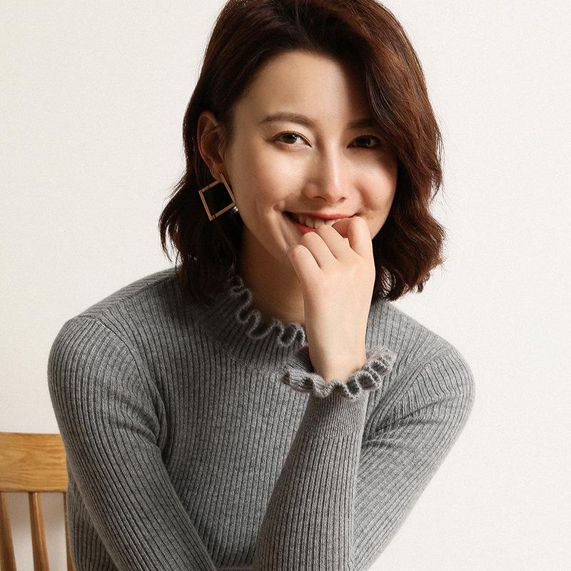 Autumn and Winter Semi-high Neck Women's Sweater Slim Long-sleeved Pullover Short Section Tight Thin Knit Sweater Bottoming Shirt